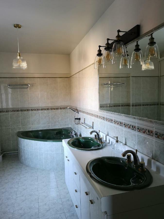 勒克洛德菲住宿加早餐旅馆 Asnières-sur-Oise 外观 照片